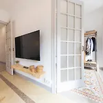 Bravissimo Rambla River View Apartament