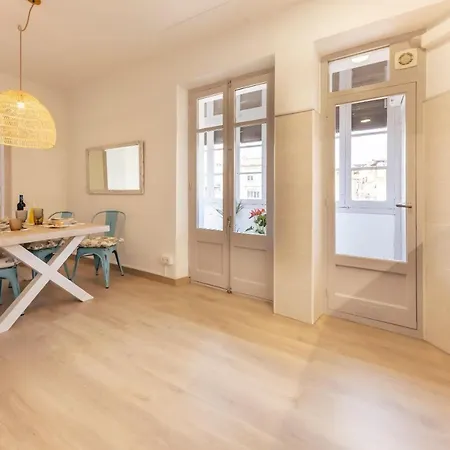 Bravissimo Rambla River View Жирона