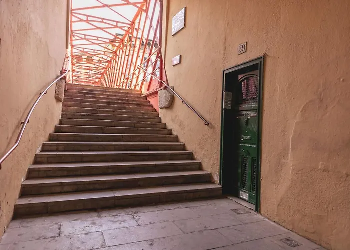 Апартаменты Bravissimo Rambla River View Жирона