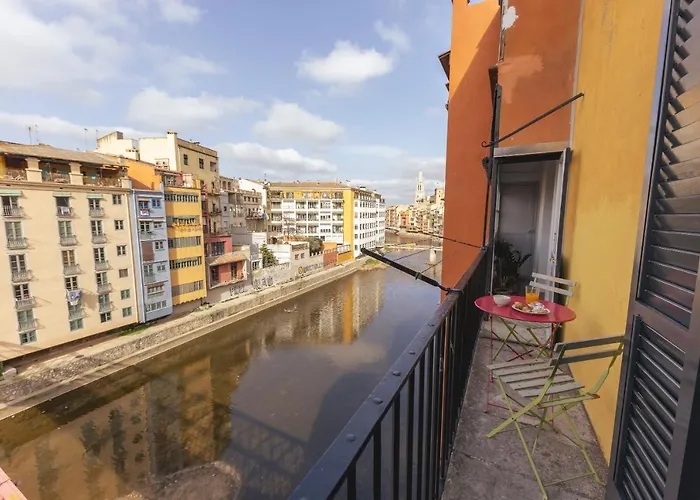 Bravissimo Rambla River View Apartament